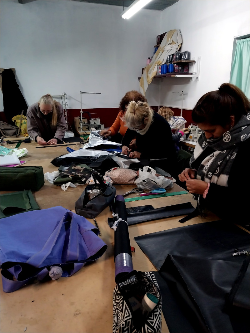 Confección de bolsos y mochilas